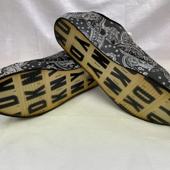 DKNY BARBARA STUDS SNEAKERS **VERY RARE** - Picture 7 of 9